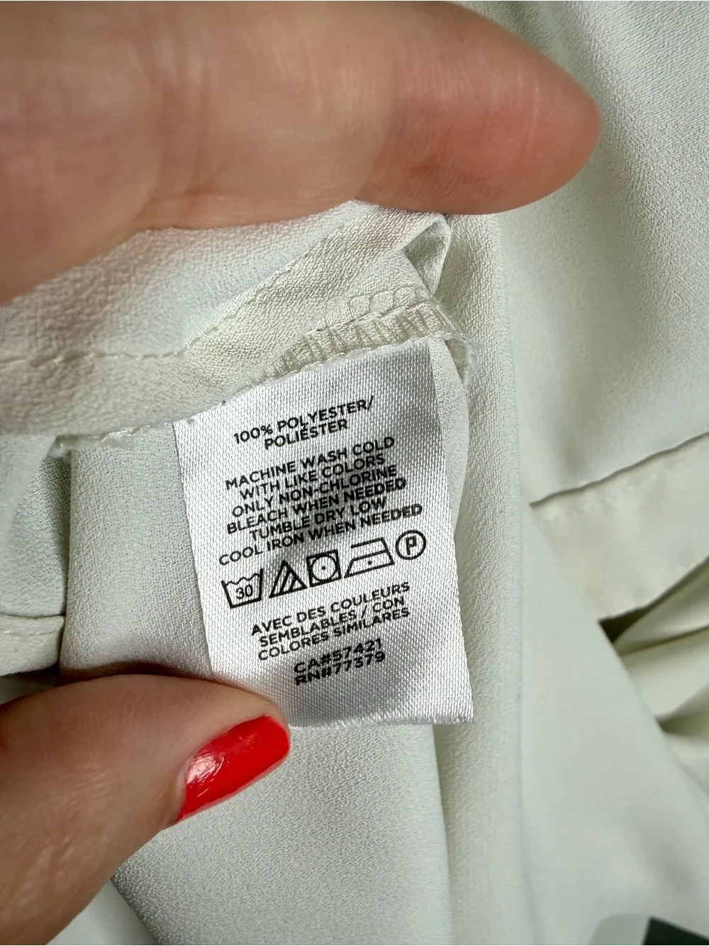 Ann Taylor Ivory Long-Sleeve Collared Dress Shirt